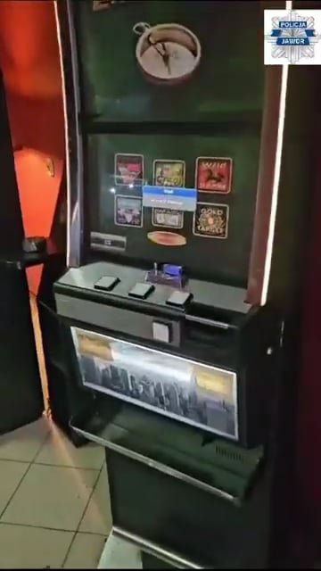 zarekwirowali-az-9-nielegalnych-automatow-124564