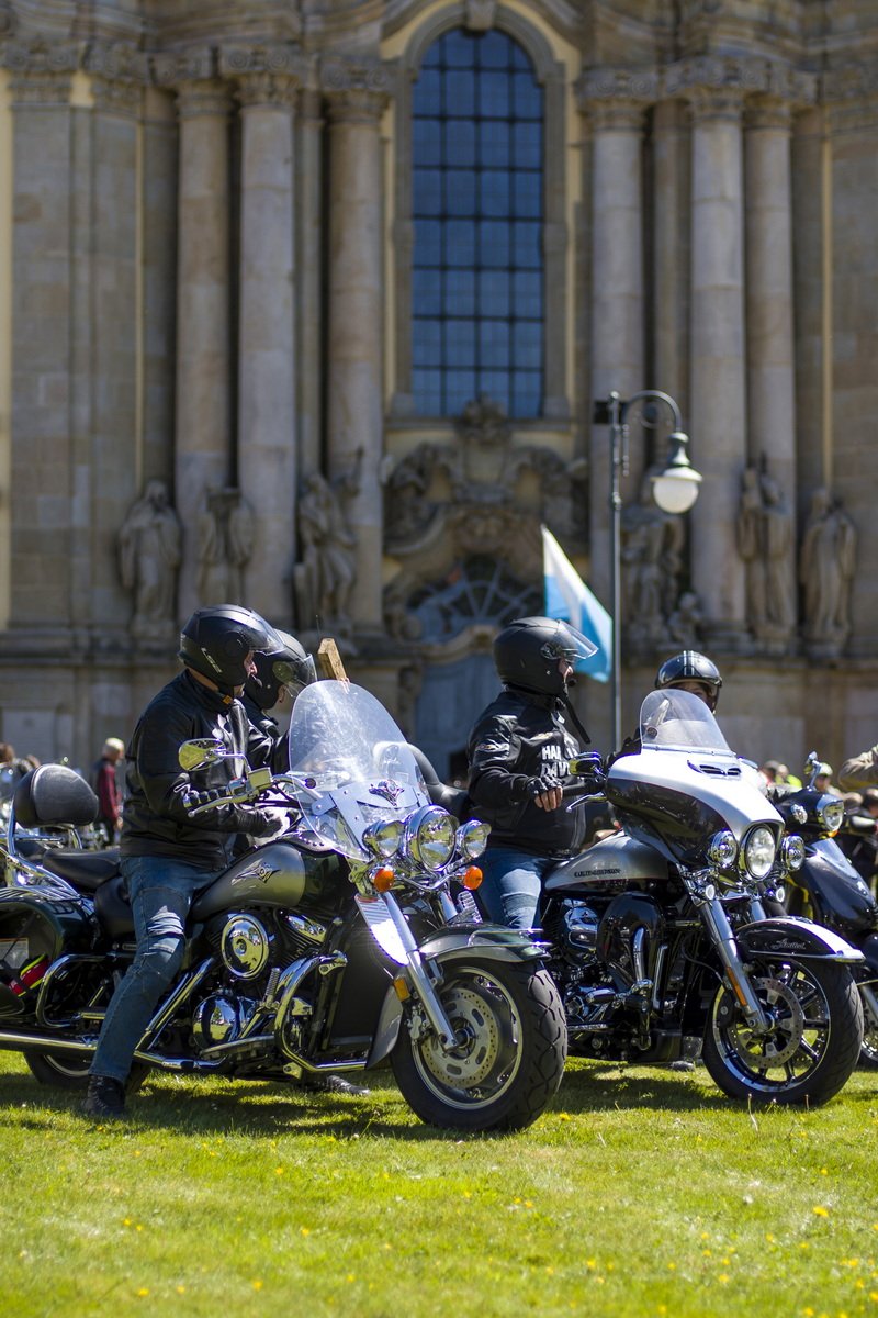 motocyklem-do-krzeszowa-124590