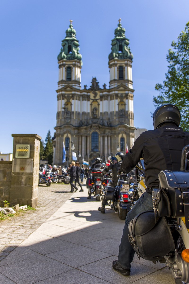 motocyklem-do-krzeszowa-124590
