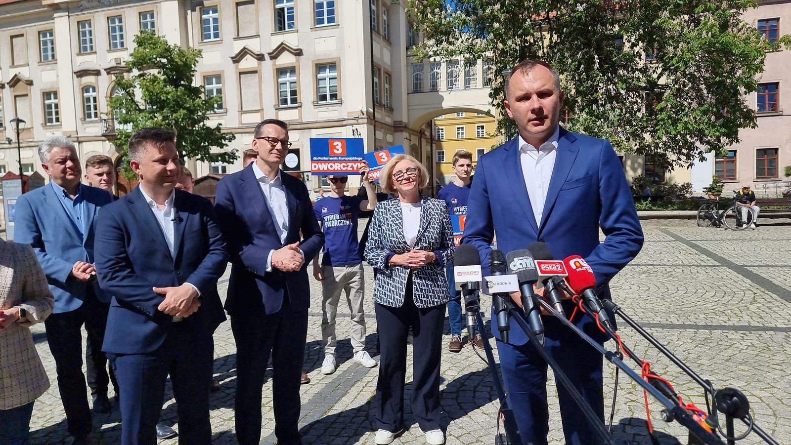 byy-premier-w-jeleniej-gorze-124597