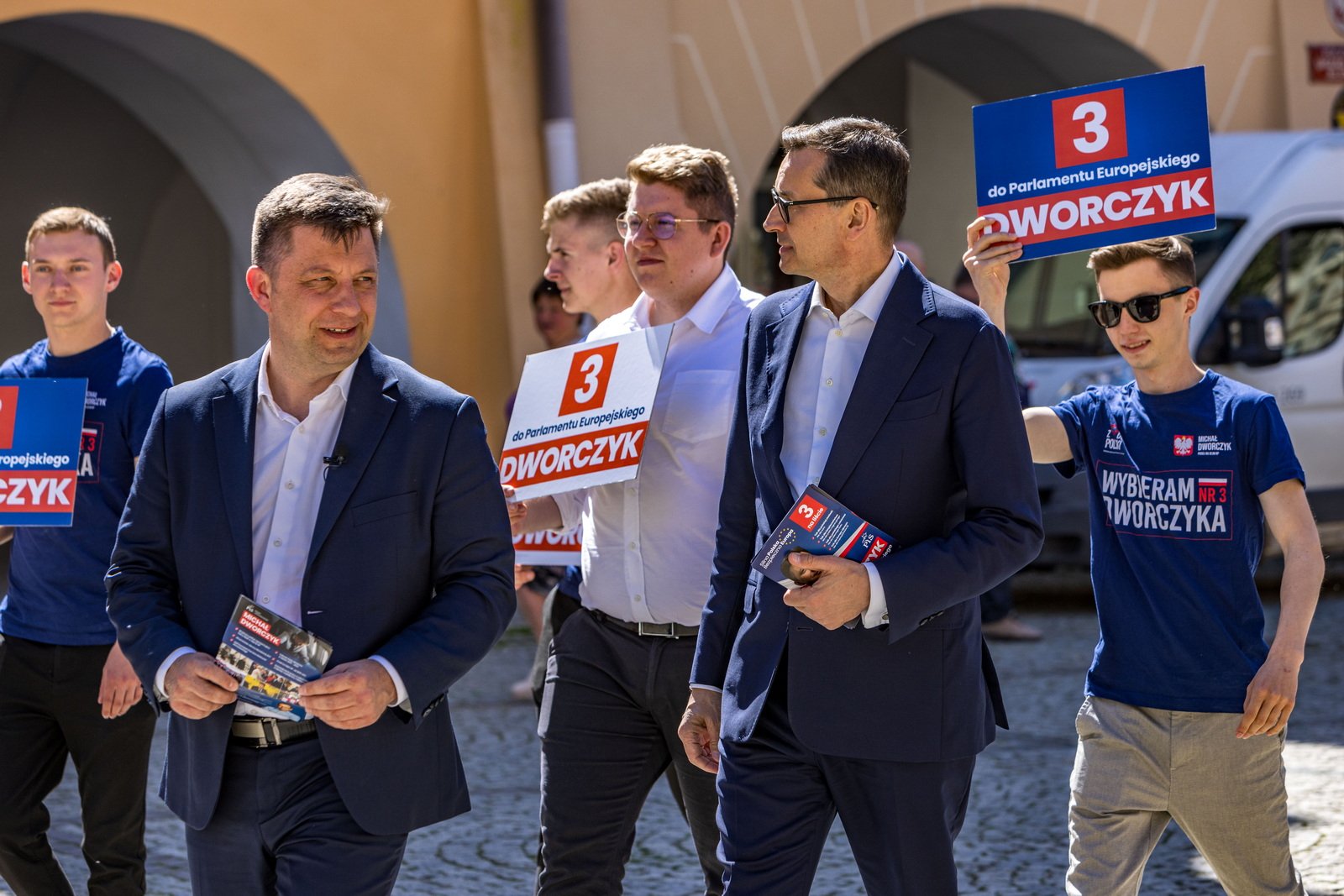 byy-premier-robi-objazd-po-kraju-124600