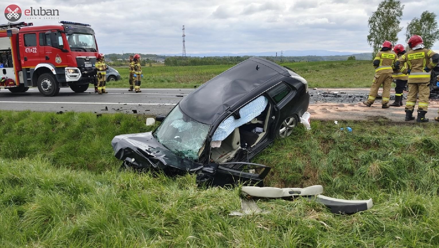 audi-kontra-saab-kierowcy-cudem-przezyli-124717