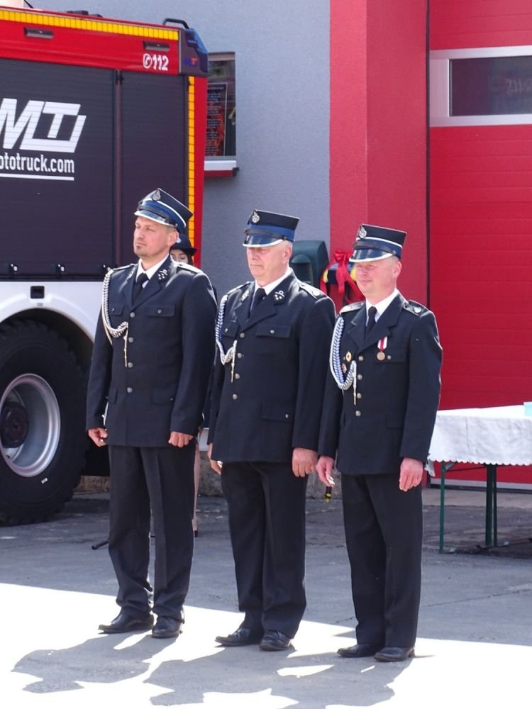 nowy-woz-dla-druhow-z-osp-124734