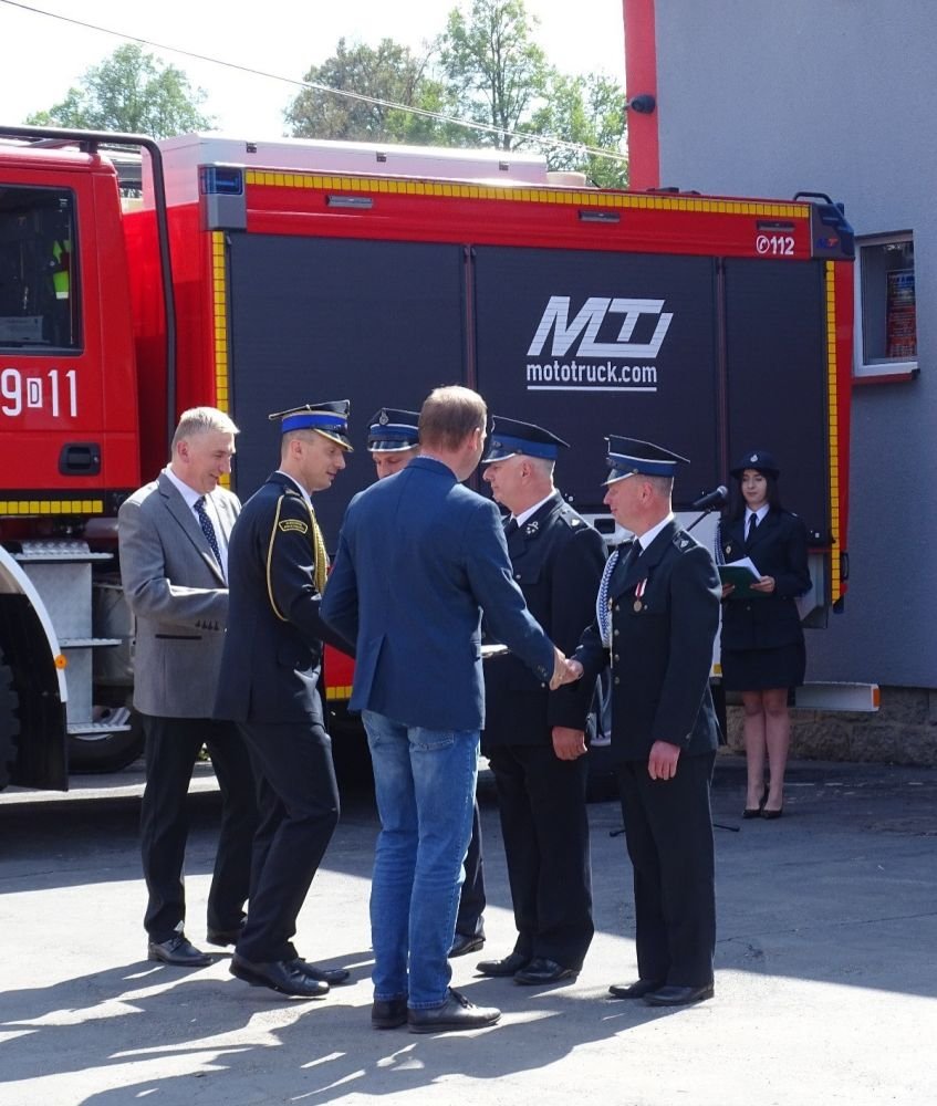 nowy-woz-dla-druhow-z-osp-124734