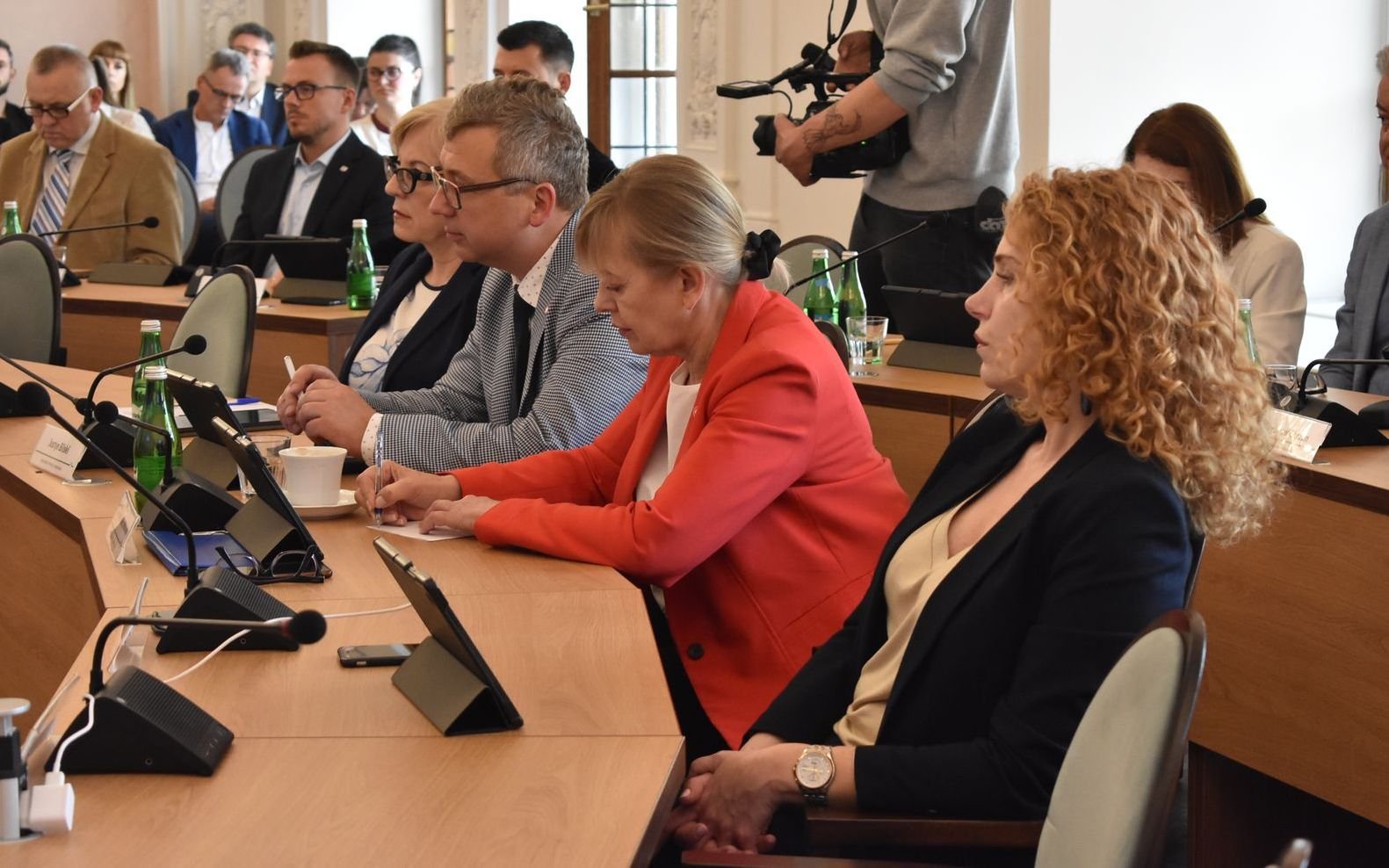 na-sesji-o-budzecie-i-przystankach-124799