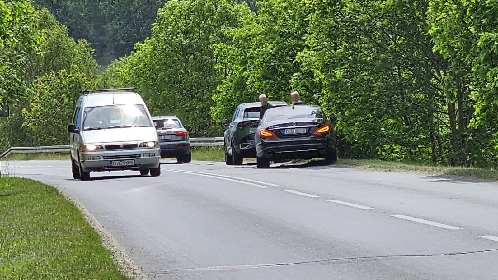 mercedes-wjecha-w-ty-kia-124800