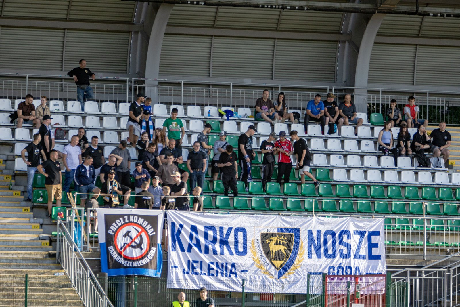 blady-wystep-karkonoszy-z-gwarkiem-124915