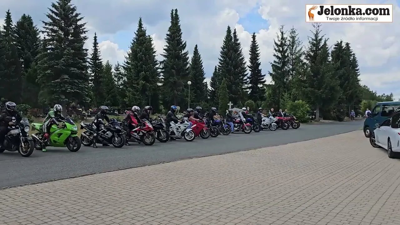 pogrzeb-motocyklisty-pozegnanie-124929