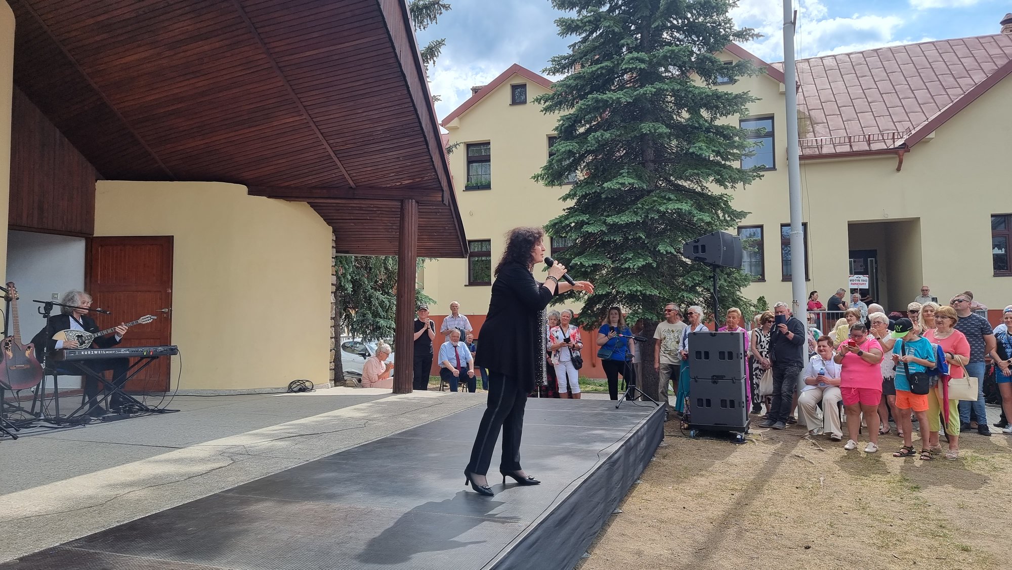 festyn-na-dzien-matki-przy-pck-124939