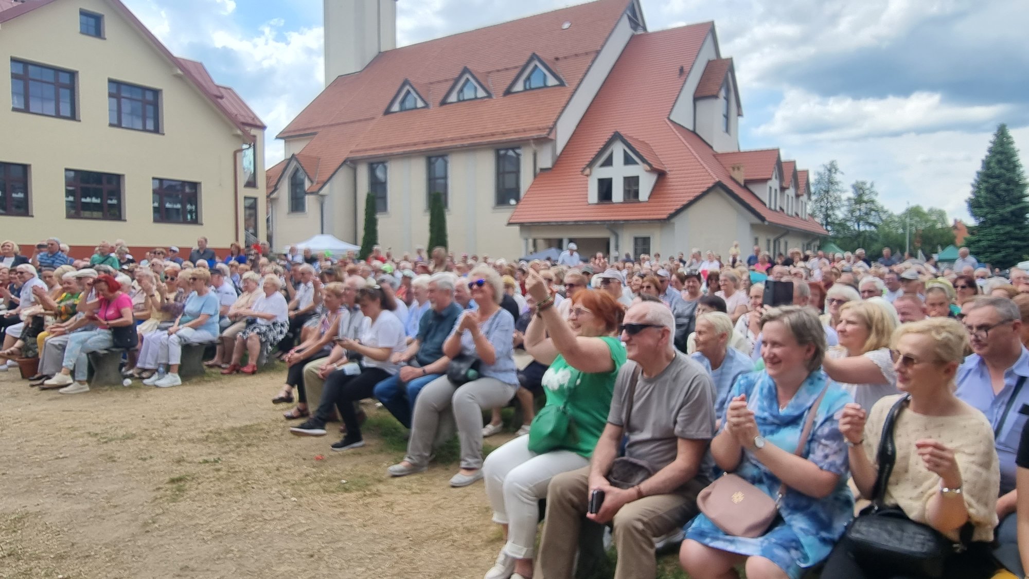 festyn-na-dzien-matki-przy-pck-124939