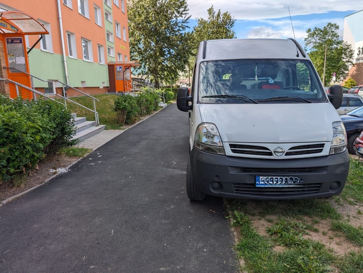 parkowanie-bez-wyobrazni-124948