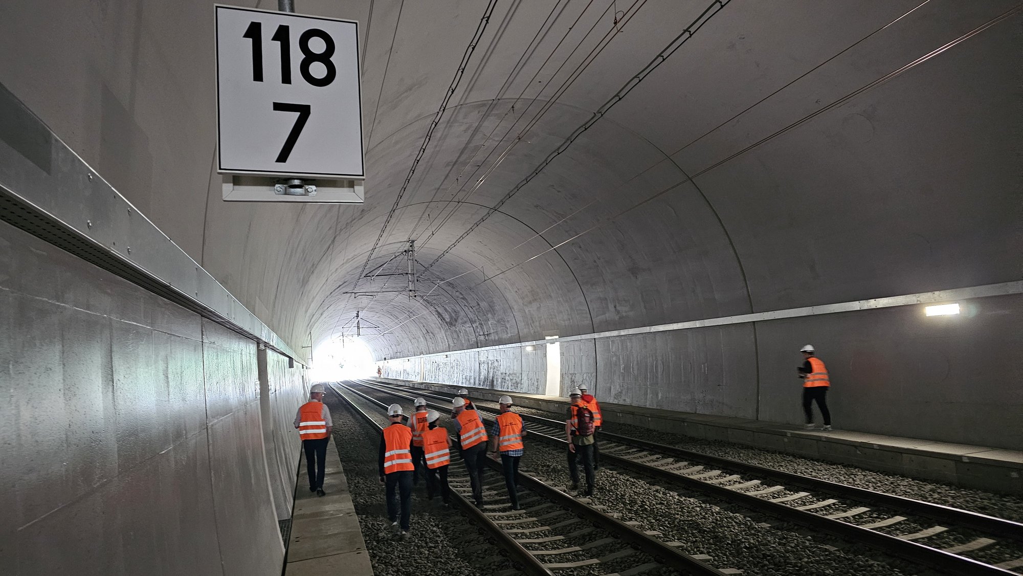 tunel-prawie-jak-nowy-124962