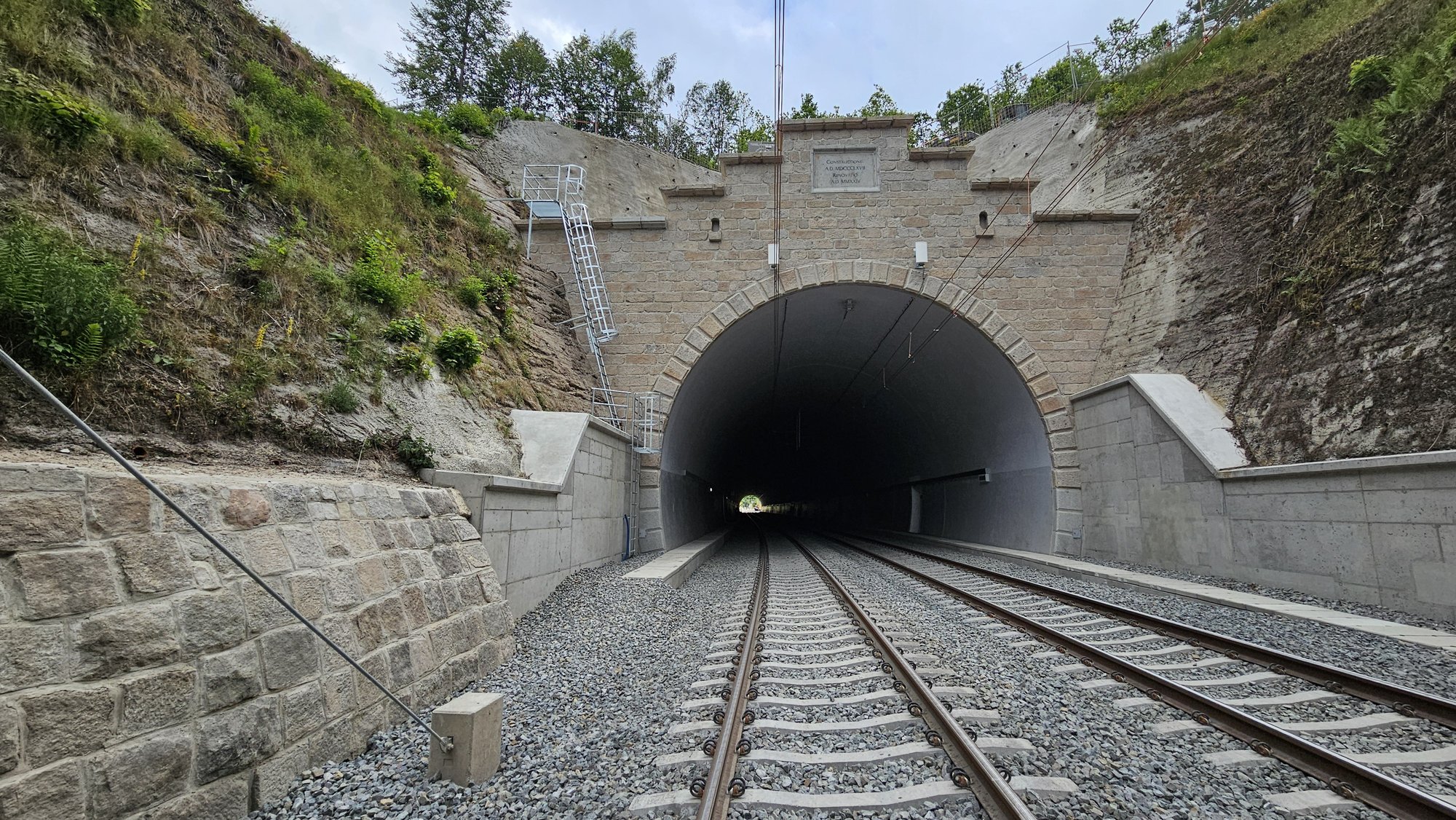 tunel-prawie-jak-nowy-124962