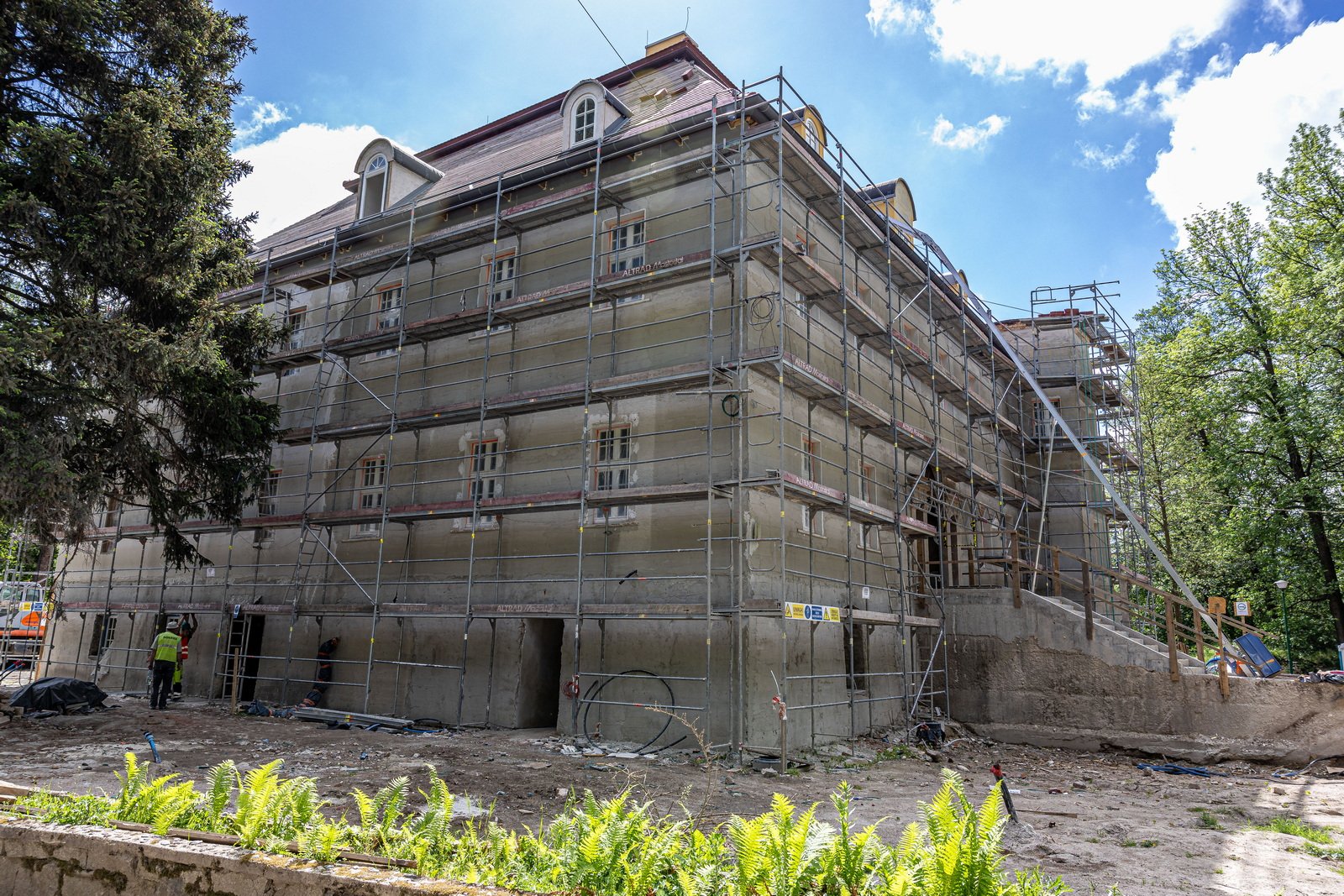 bukowiec-trwa-remont-w-paacu-124968