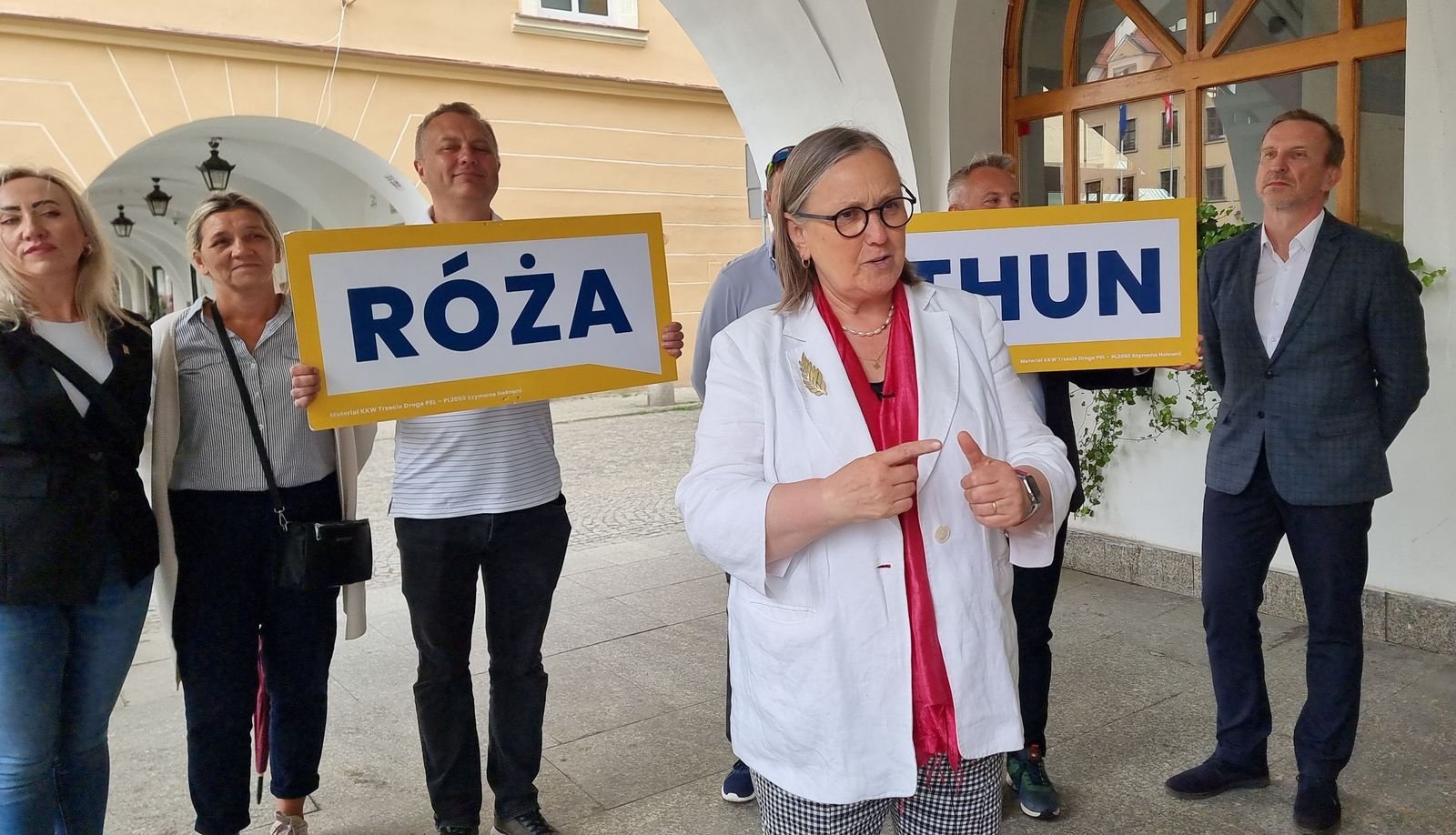 roza-thun-z-wizyta-w-jeleniej-gorze-124973