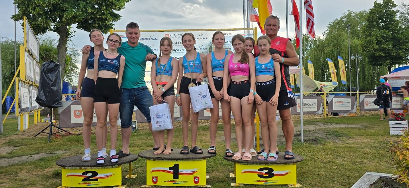 nasze-siatkarki-na-podium-ogolnopolskich-zawodow-125034