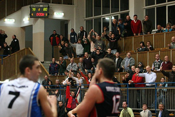 koszykarze-sudetow-przegrywaja-po-sportowym-horrorze-12504