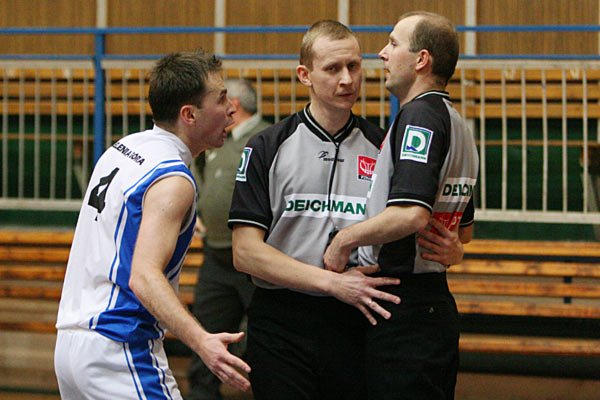 koszykarze-sudetow-przegrywaja-po-sportowym-horrorze-12504