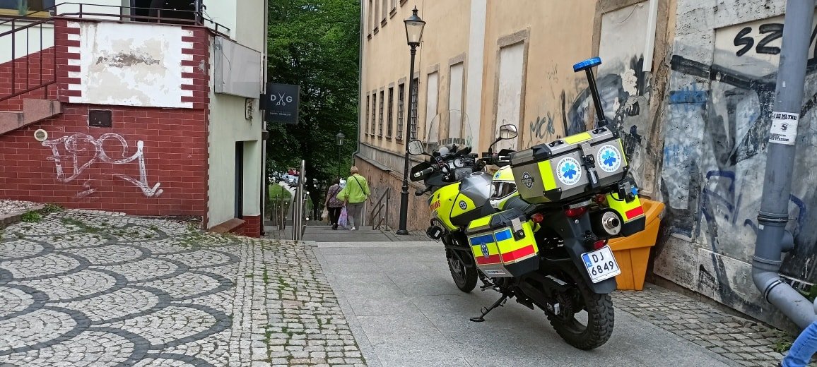 pracowity-maj-motoambulansu-125069