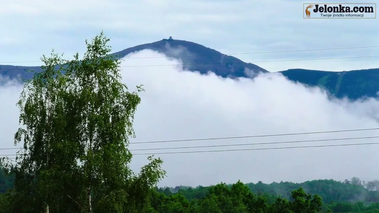 zbiorowisko-kropelek-nad-jelenia-gora-125073