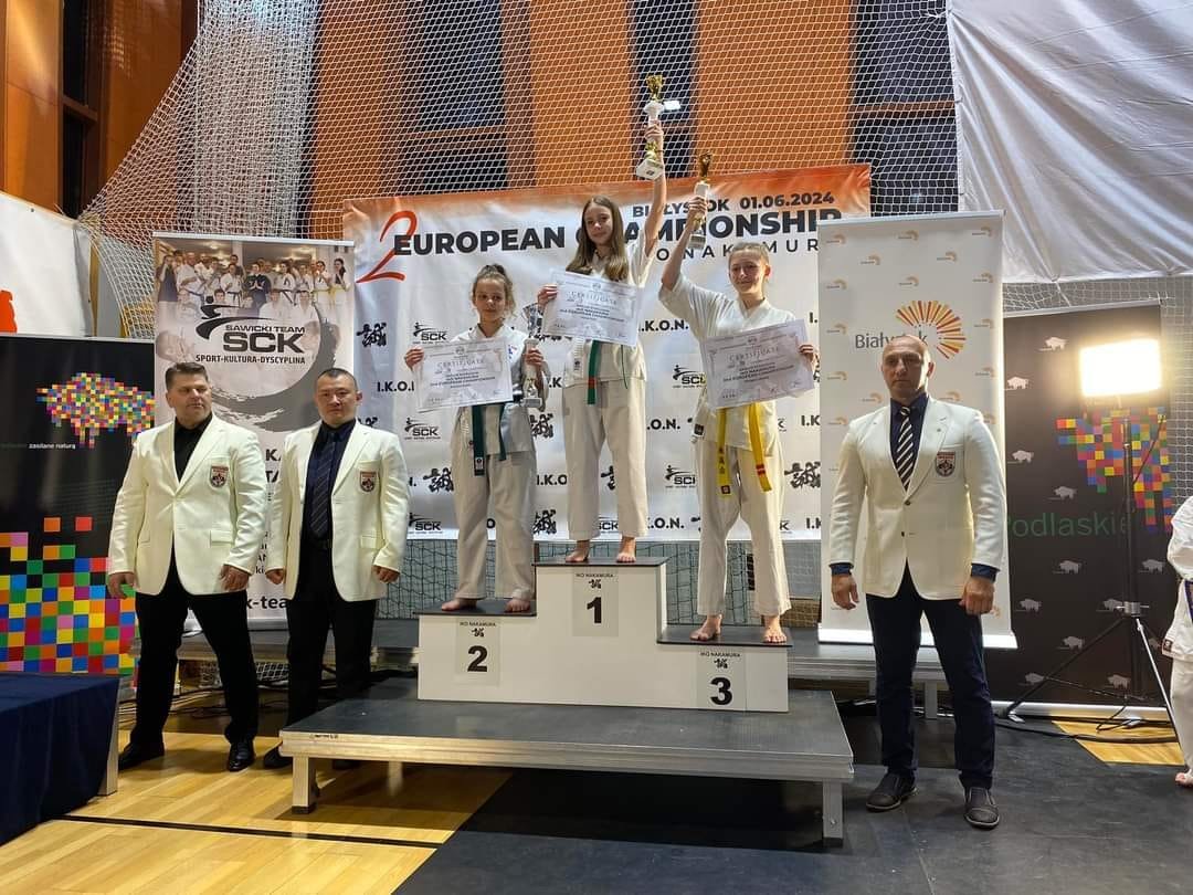 siostry-grzes-z-medalami-mistrzostw-polski-i-europy-125086