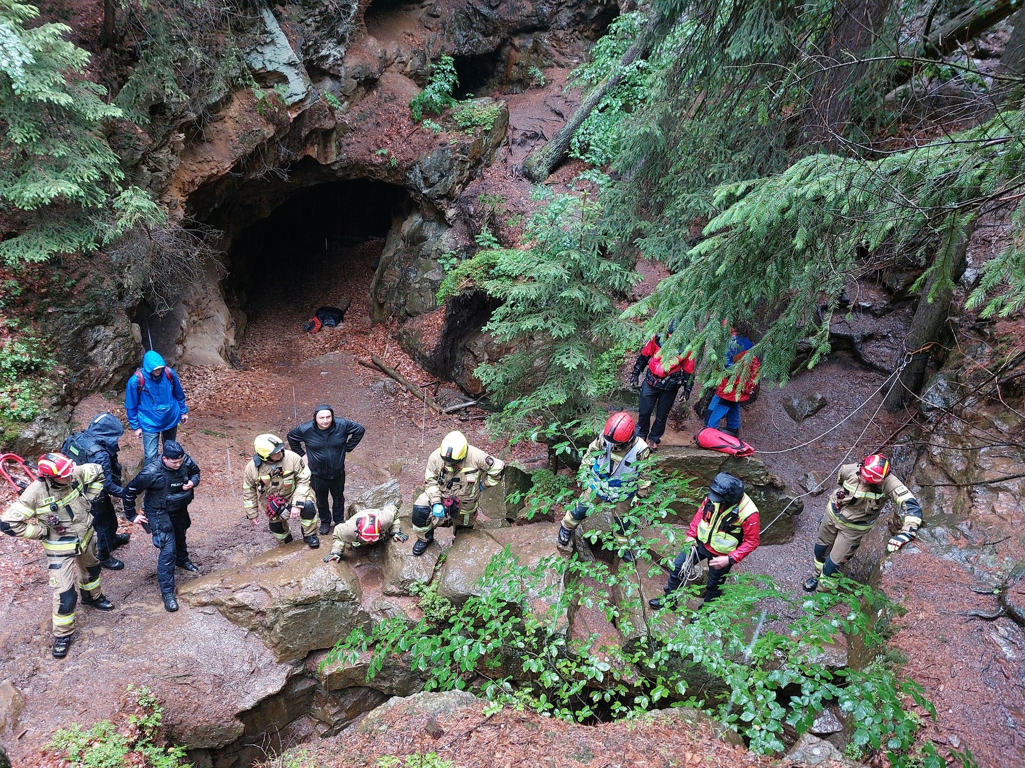 wpada-do-starej-sztolni-125087