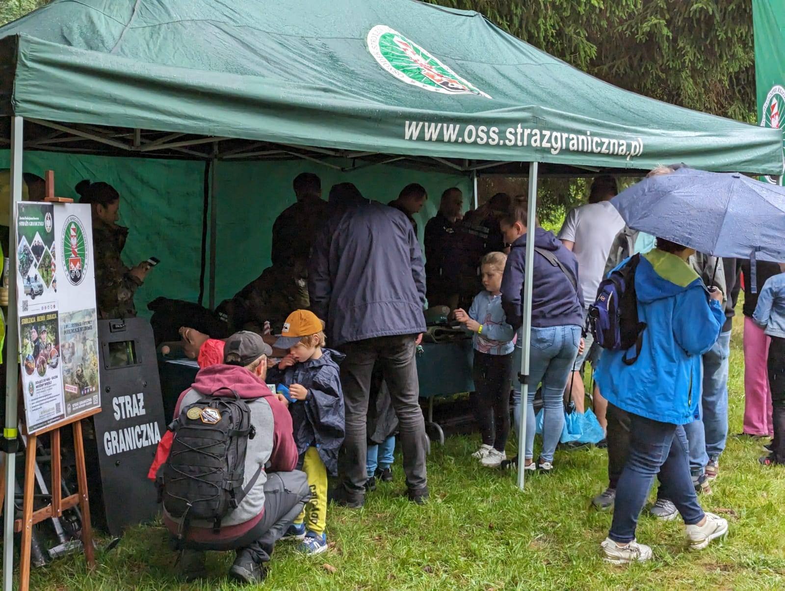 za-mundurem-panny-sznurem-piknik-w-jezowie-125090