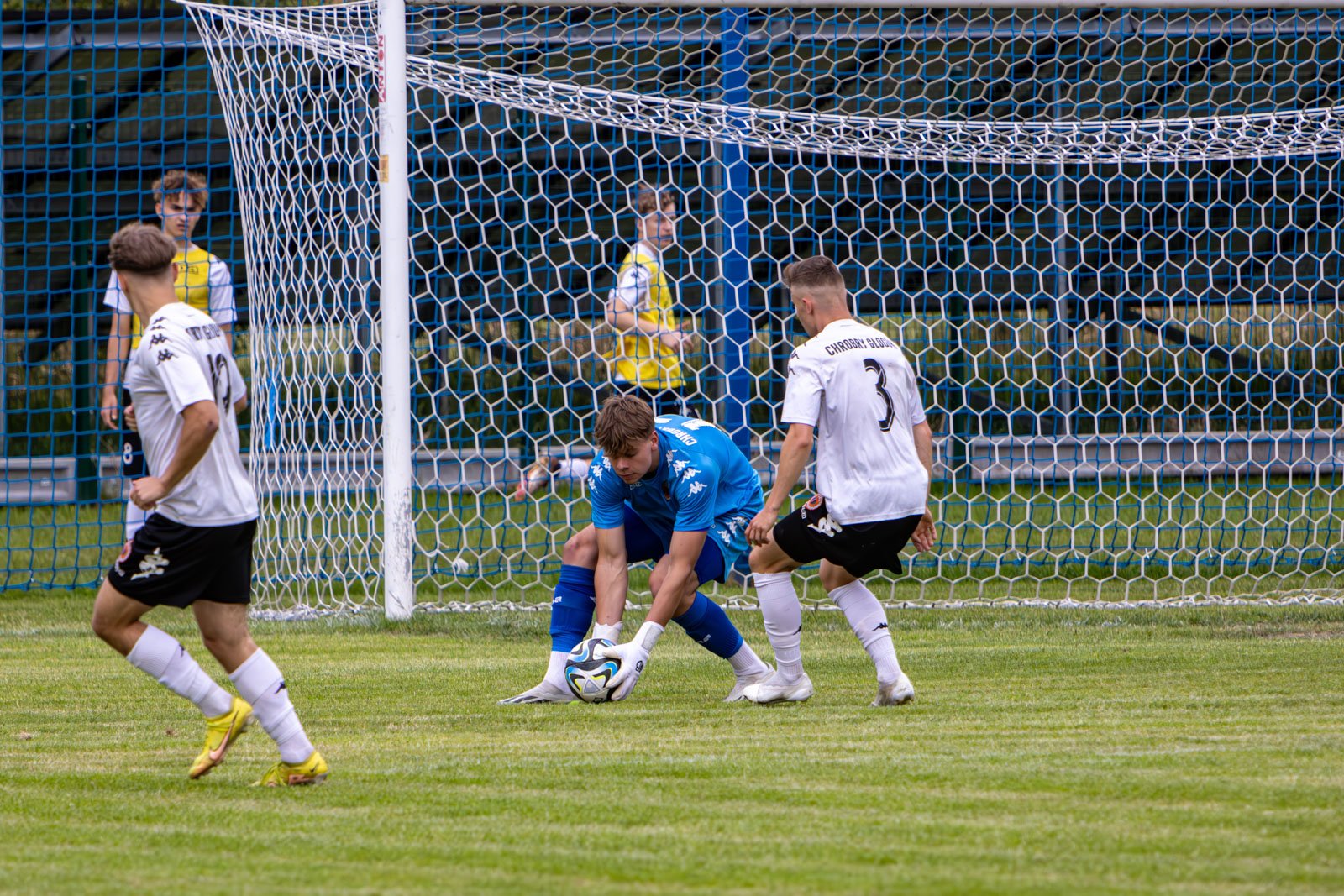 rozstrzelani-na-pozegnanie-z-iv-liga-125366