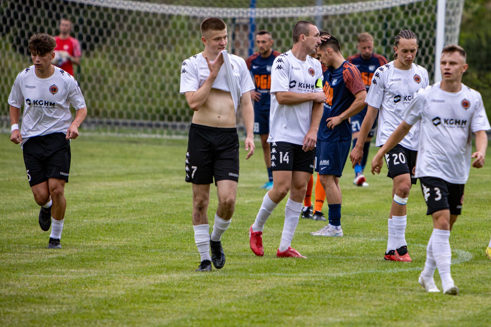 rozstrzelani-na-pozegnanie-z-iv-liga-125366