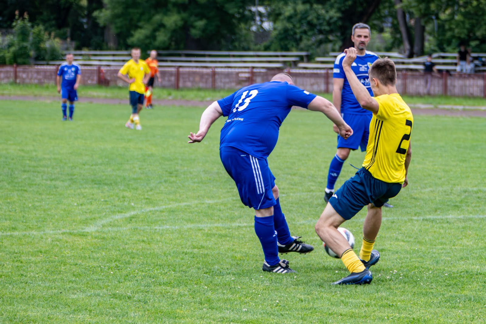 kuriozalny-gol-w-derbach-jeleniej-gory-125378