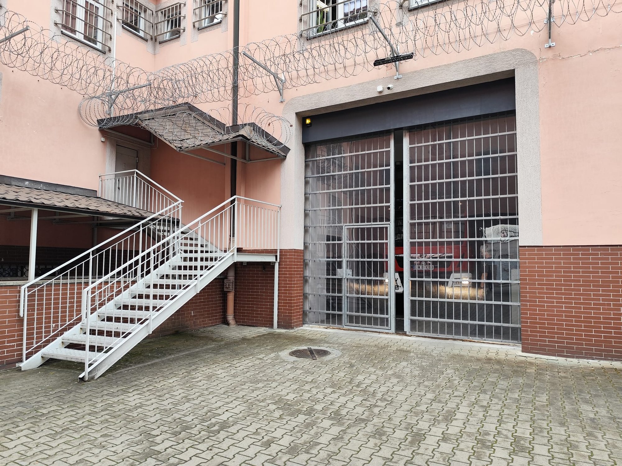 cwiczenia-strazakow-w-areszcie-125619