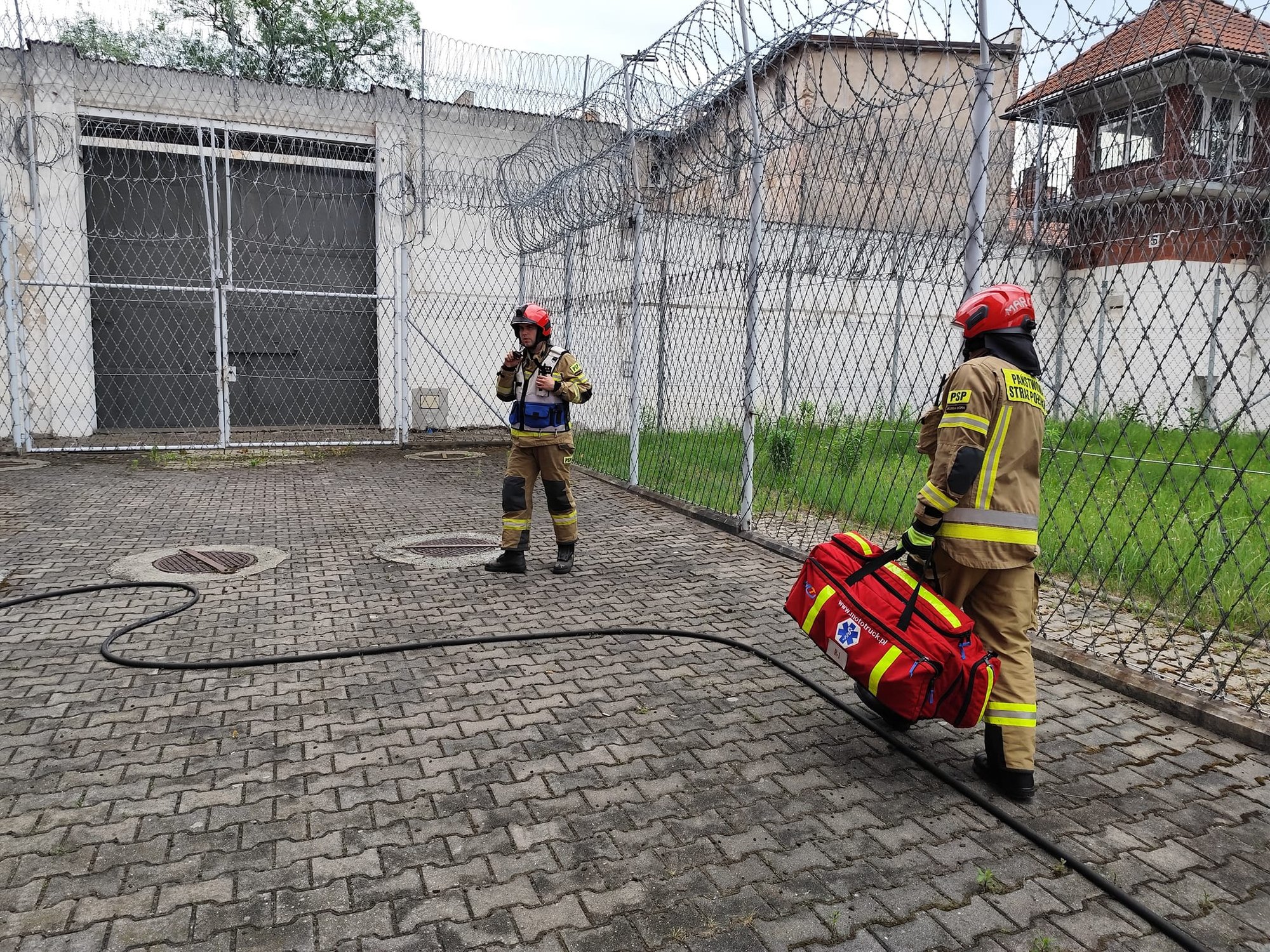 cwiczenia-strazakow-w-areszcie-125619