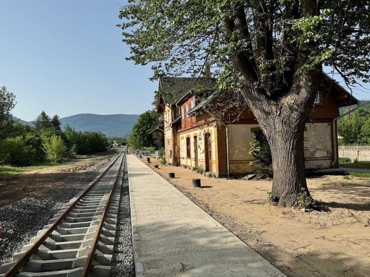 pociagiem-jelenia-gora-karpacz-nadal-remont-125657