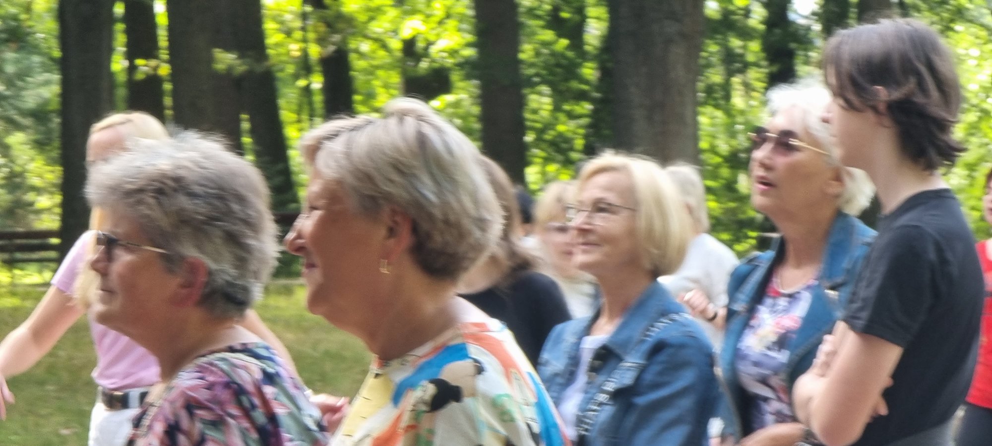 w-cieplicach-ucza-sie-tanczyc-125817