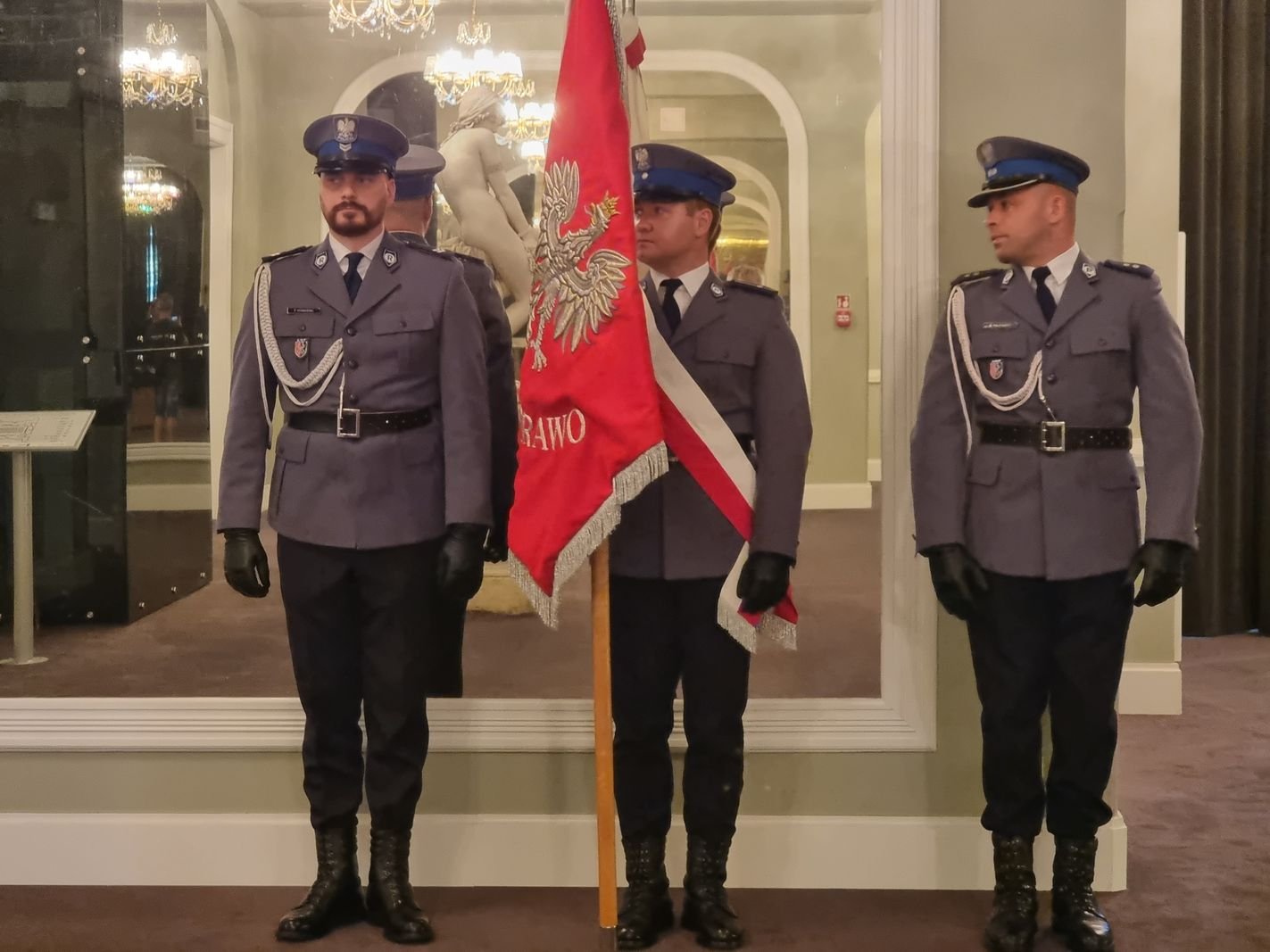 swietowali-policjanci-125903