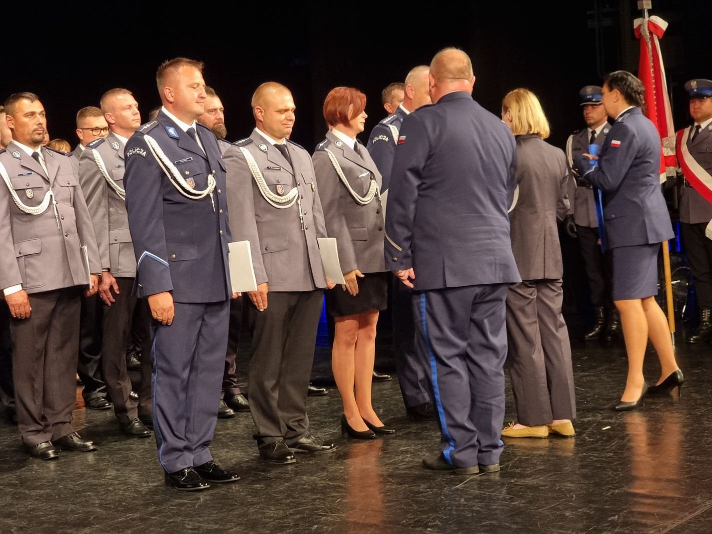 swietowali-policjanci-125903