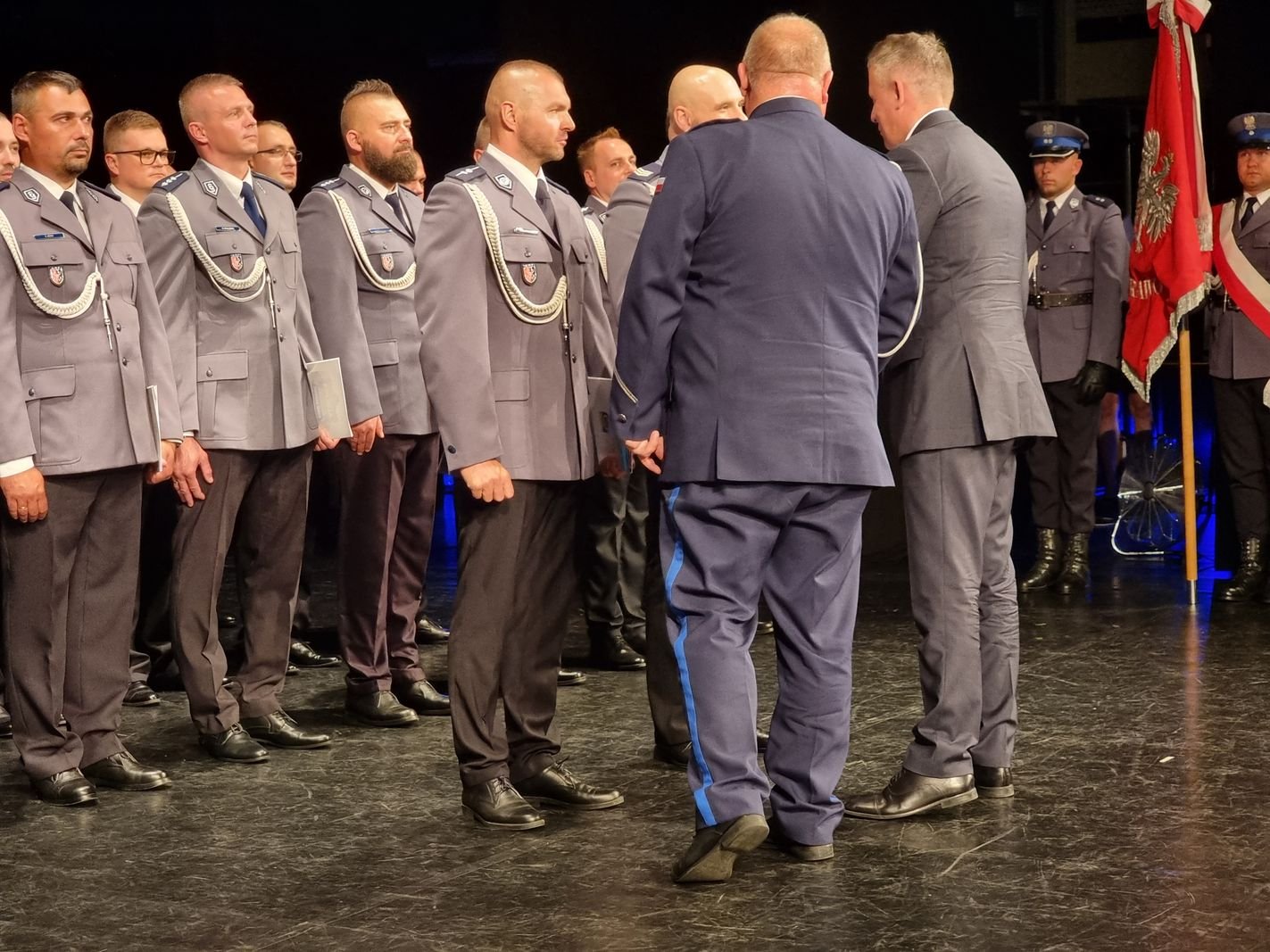 swietowali-policjanci-125903