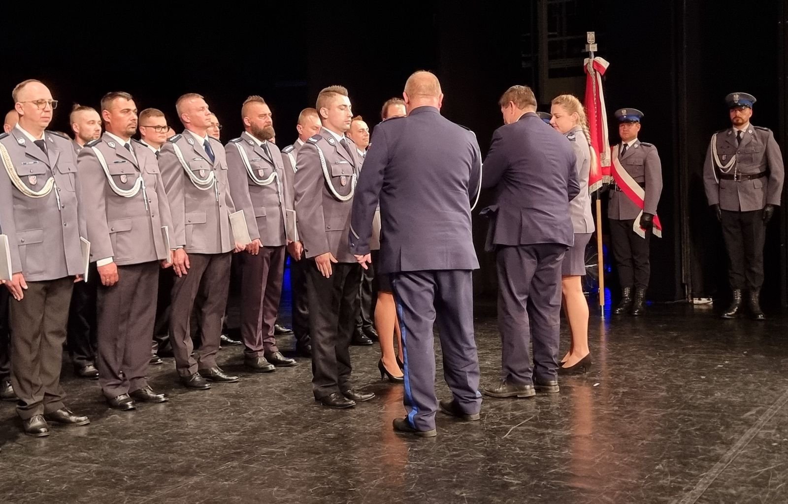 swietowali-policjanci-125903