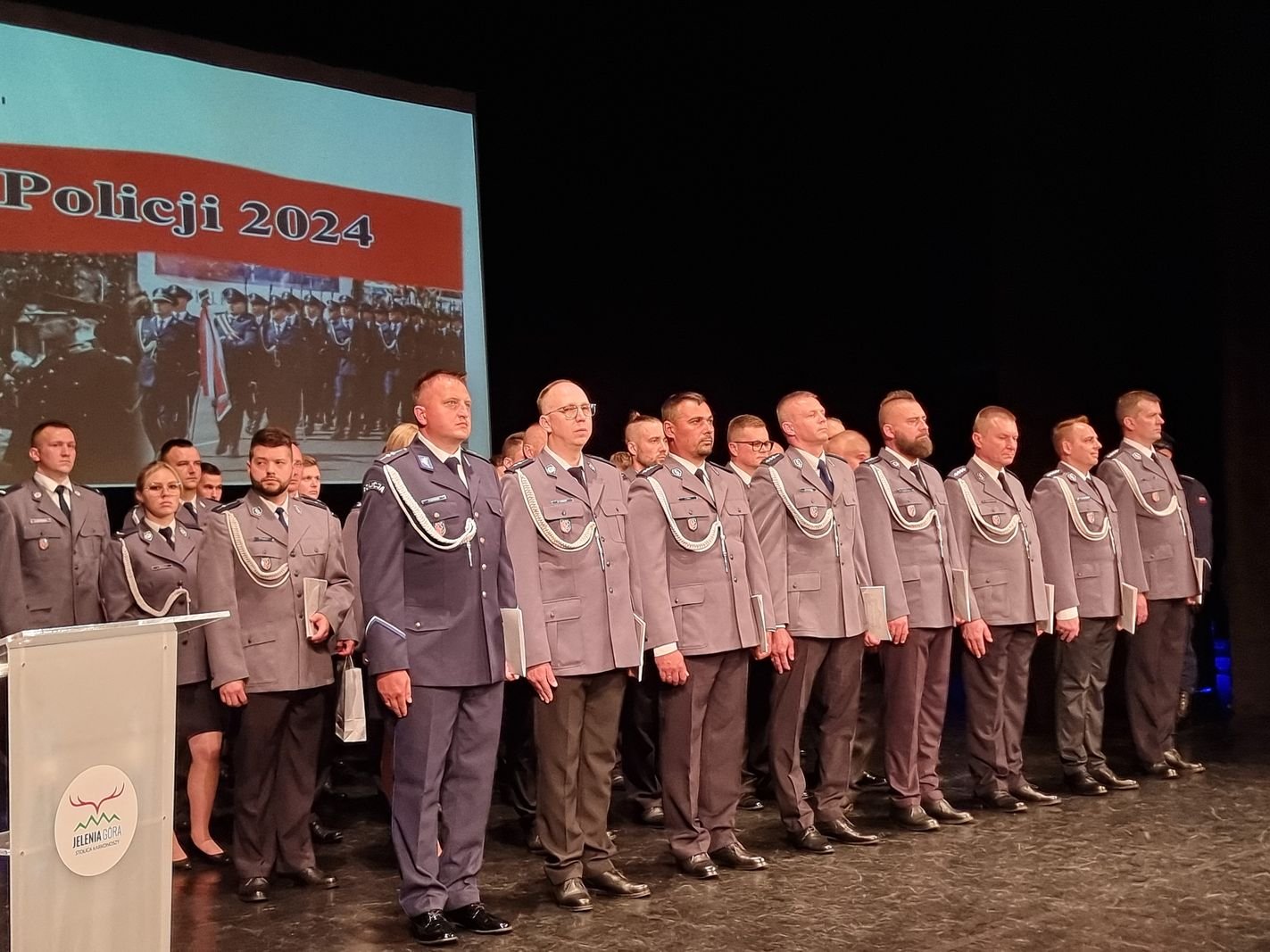swietowali-policjanci-125903