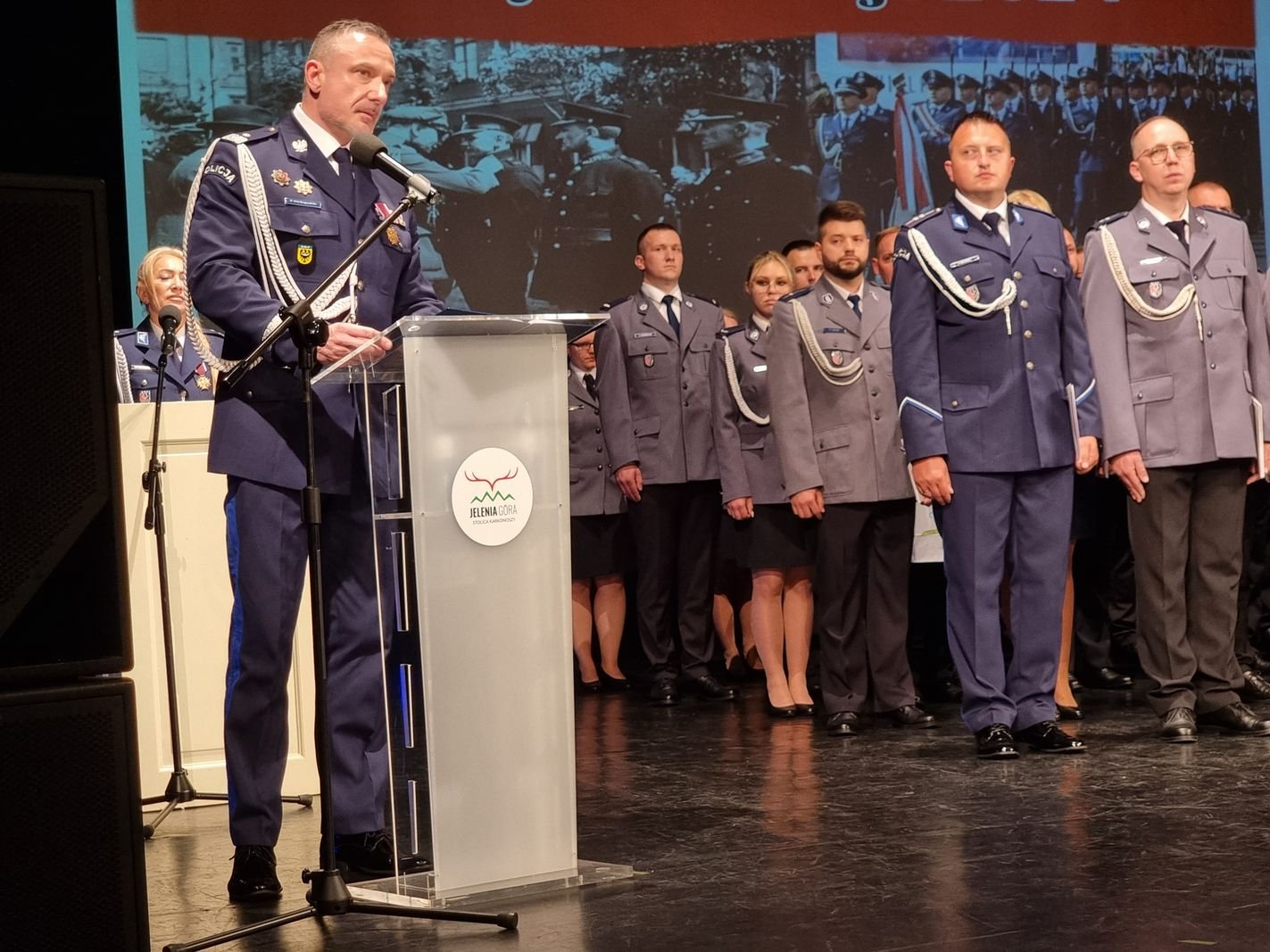 swietowali-policjanci-125903