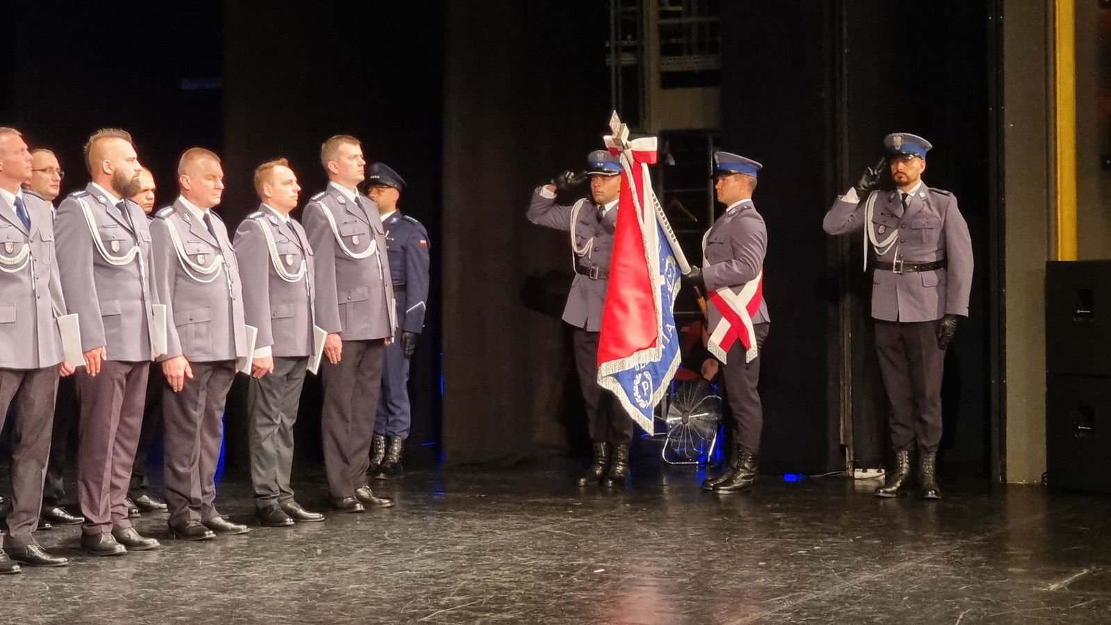 swietowali-policjanci-125903