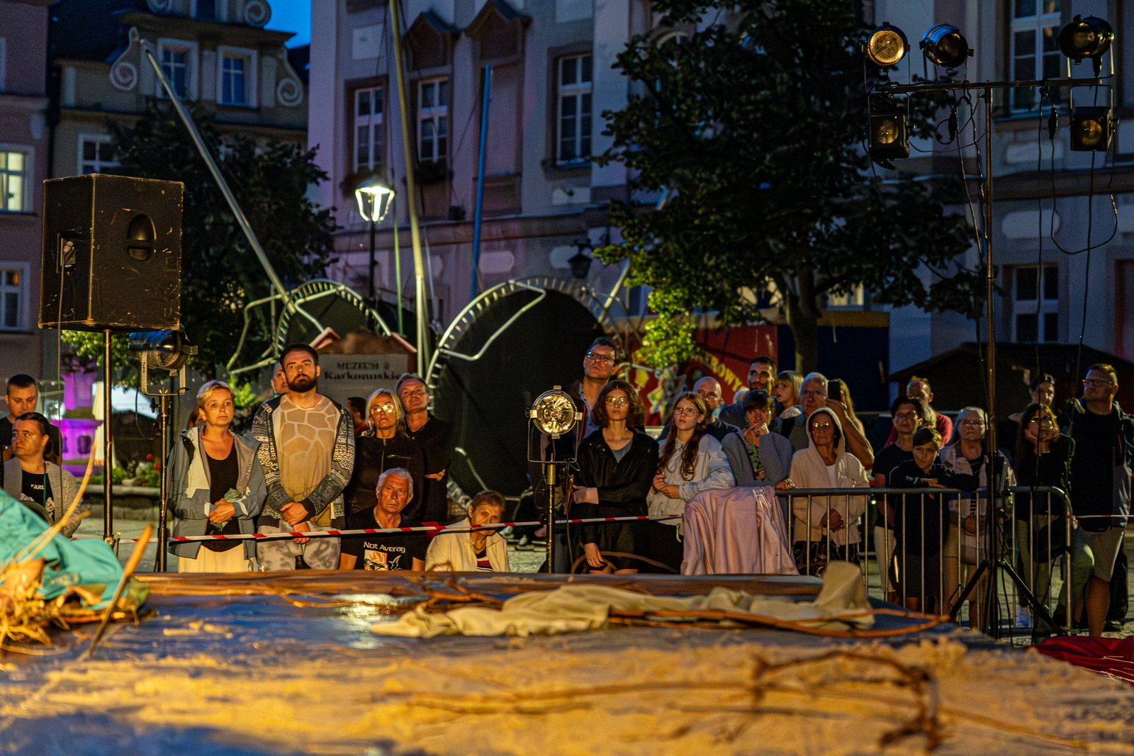 klaun-pinezka-i-teatr-a-na-jeleniogorskiej-ulicy-125926