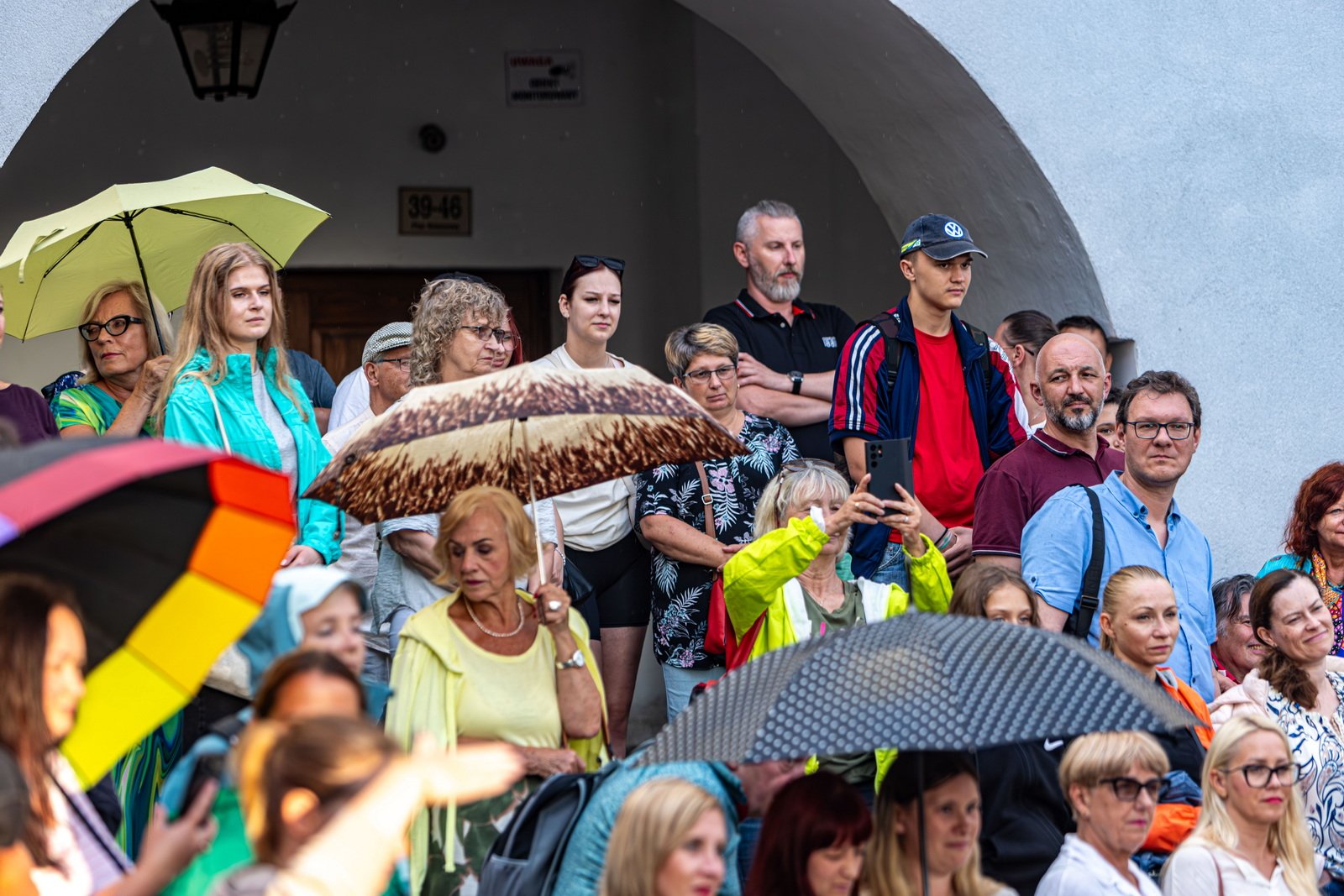 teatry-uliczne-czerwony-klaun-fotogaleria-125936