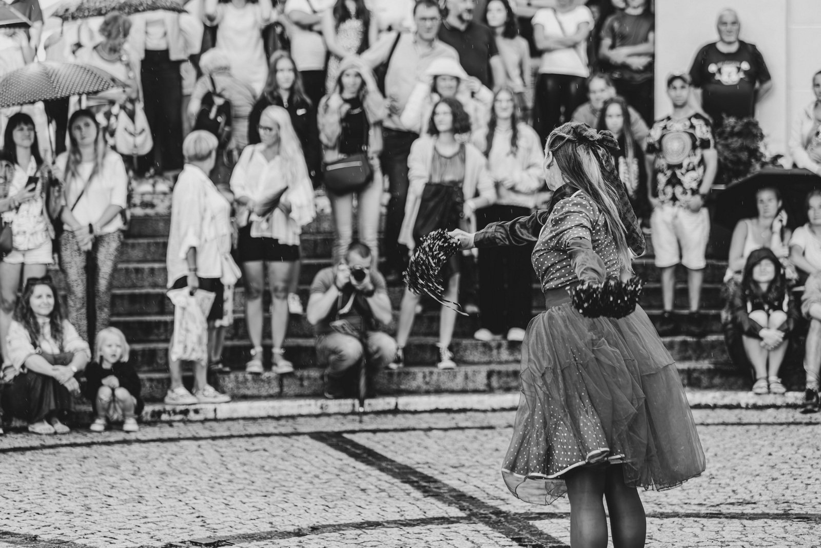 teatry-uliczne-czerwony-klaun-fotogaleria-125936
