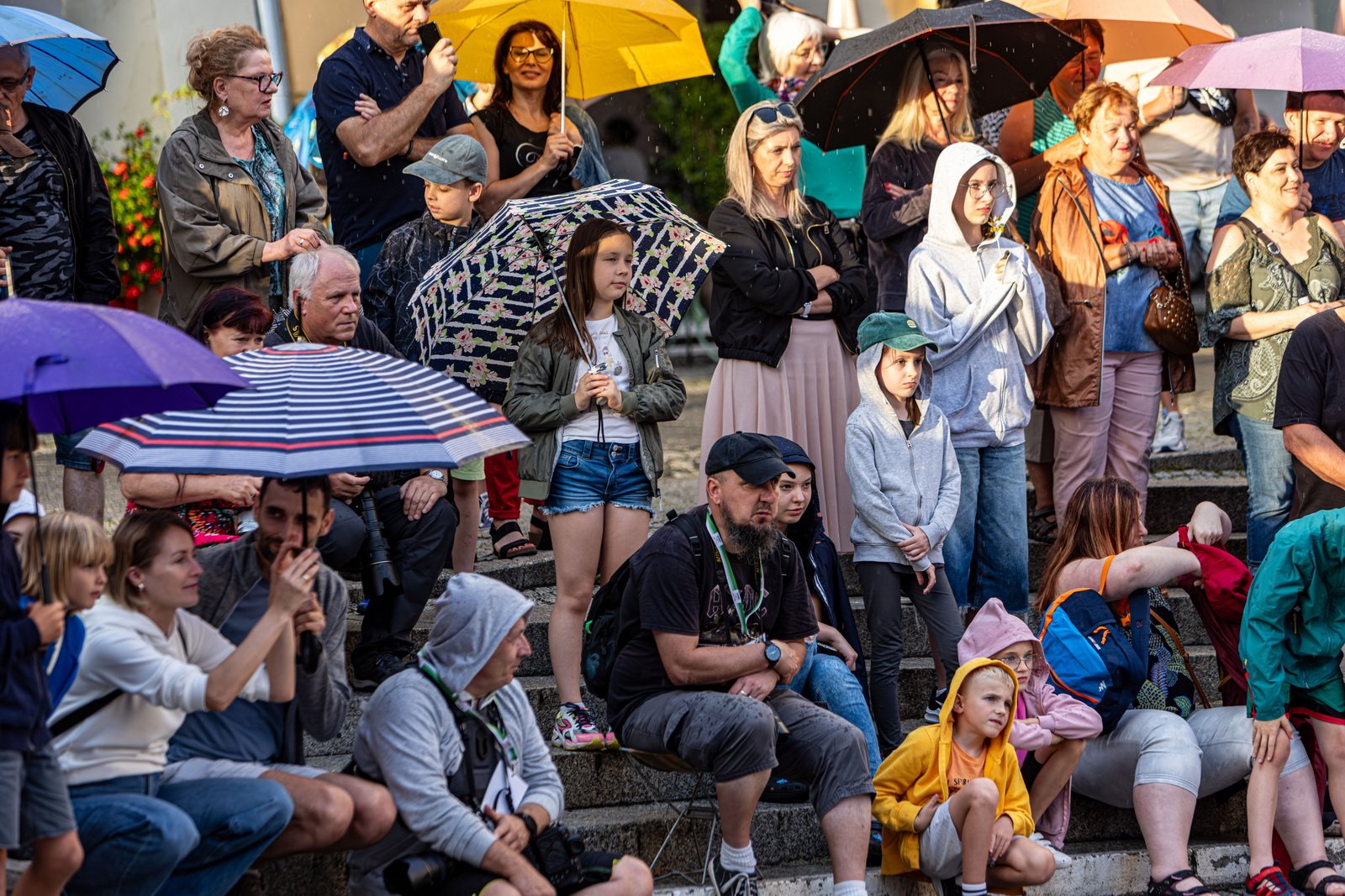 teatry-uliczne-czerwony-klaun-fotogaleria-125936