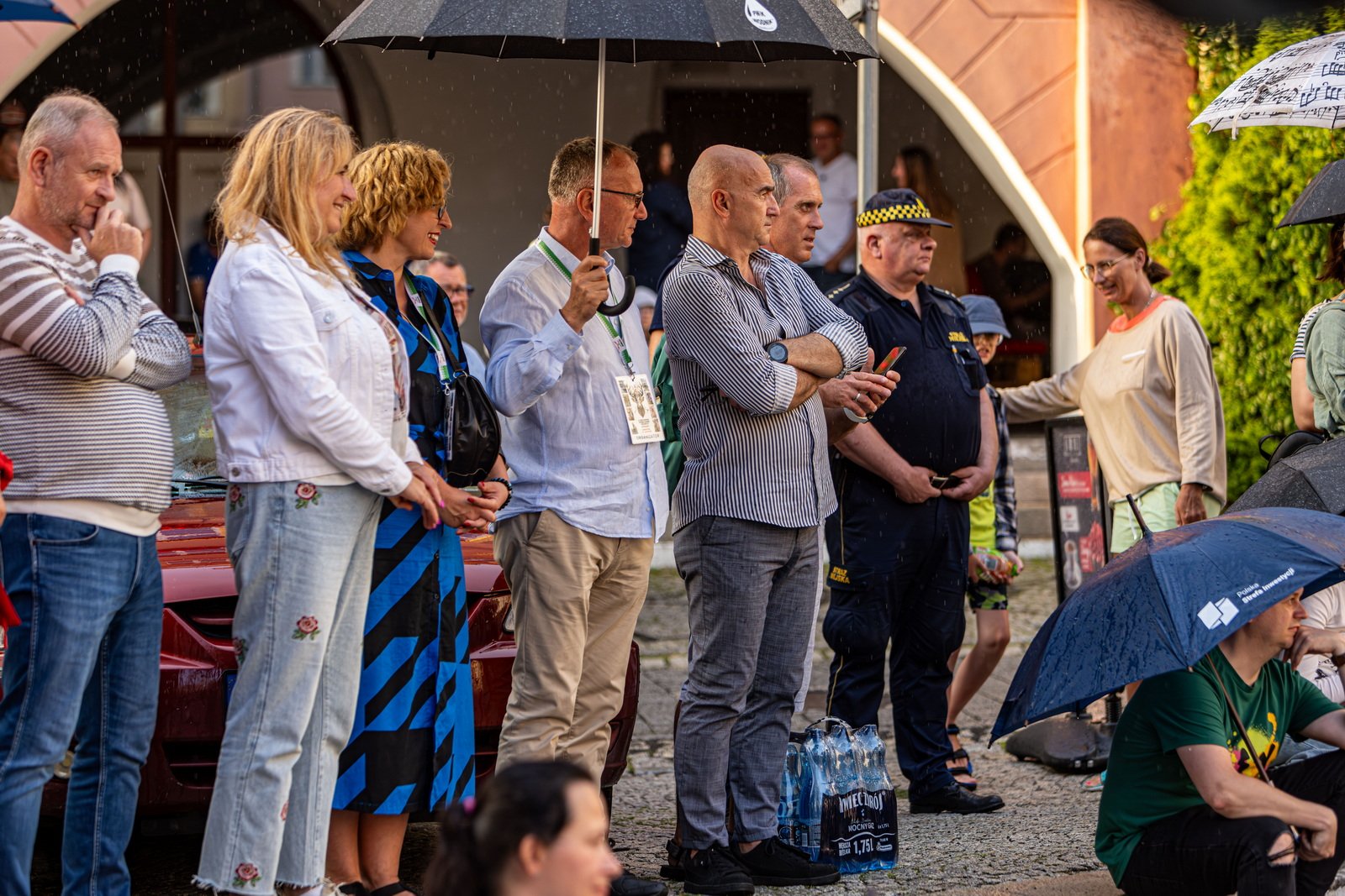 teatry-uliczne-czerwony-klaun-fotogaleria-125936