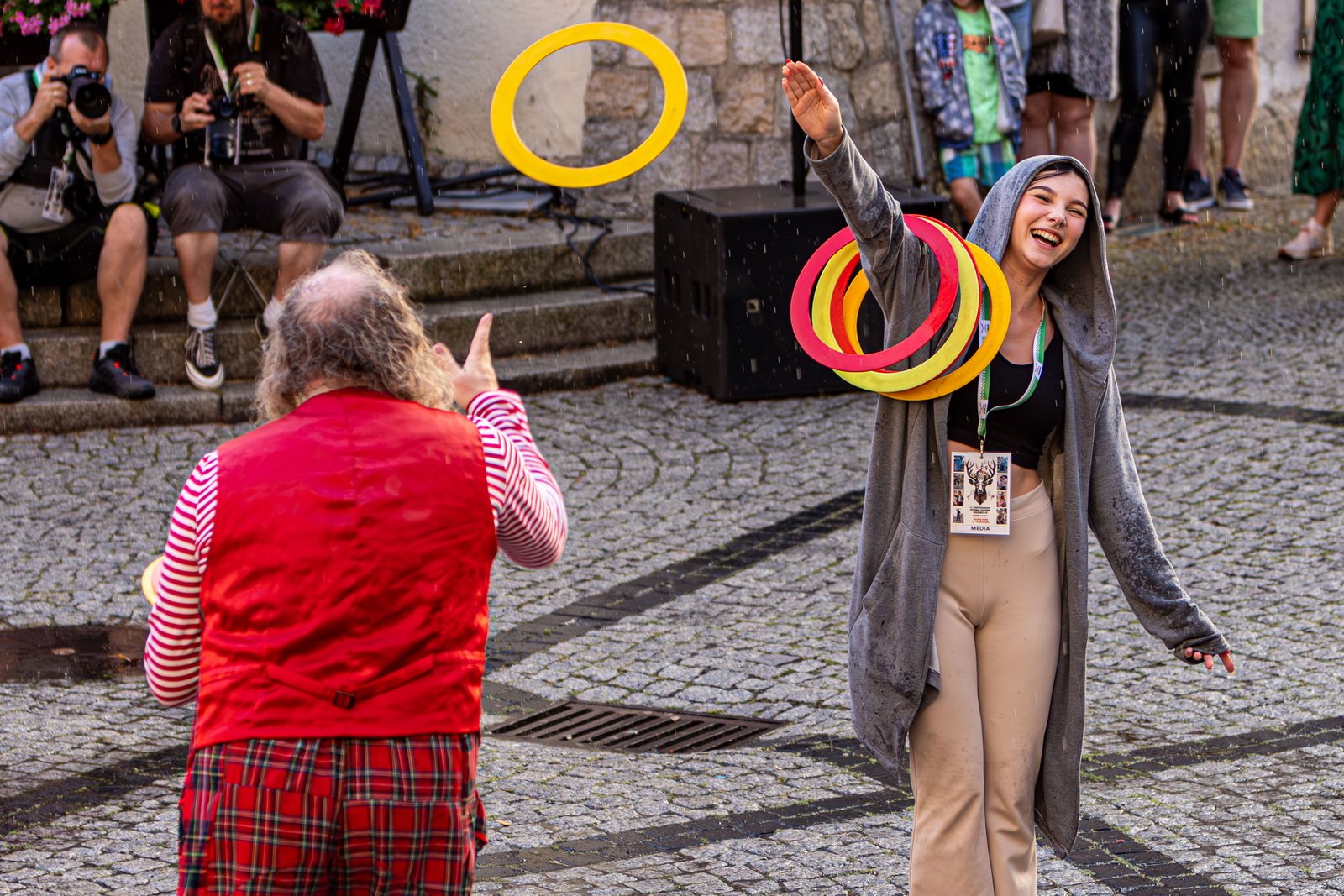 teatry-uliczne-czerwony-klaun-fotogaleria-125936
