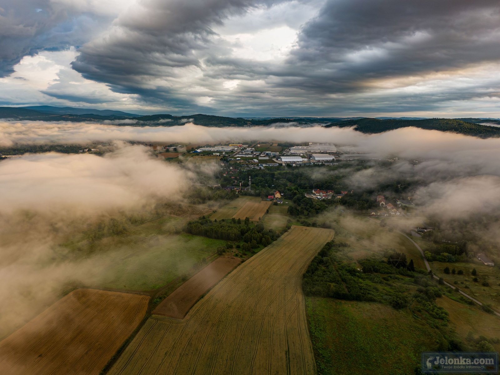 magiczny-poranek-w-kotlinie-125954