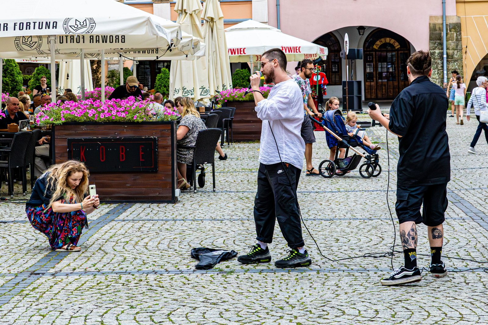 teatry-uliczne-szalay-drugi-dzien-w-strugach-deszczu-125956