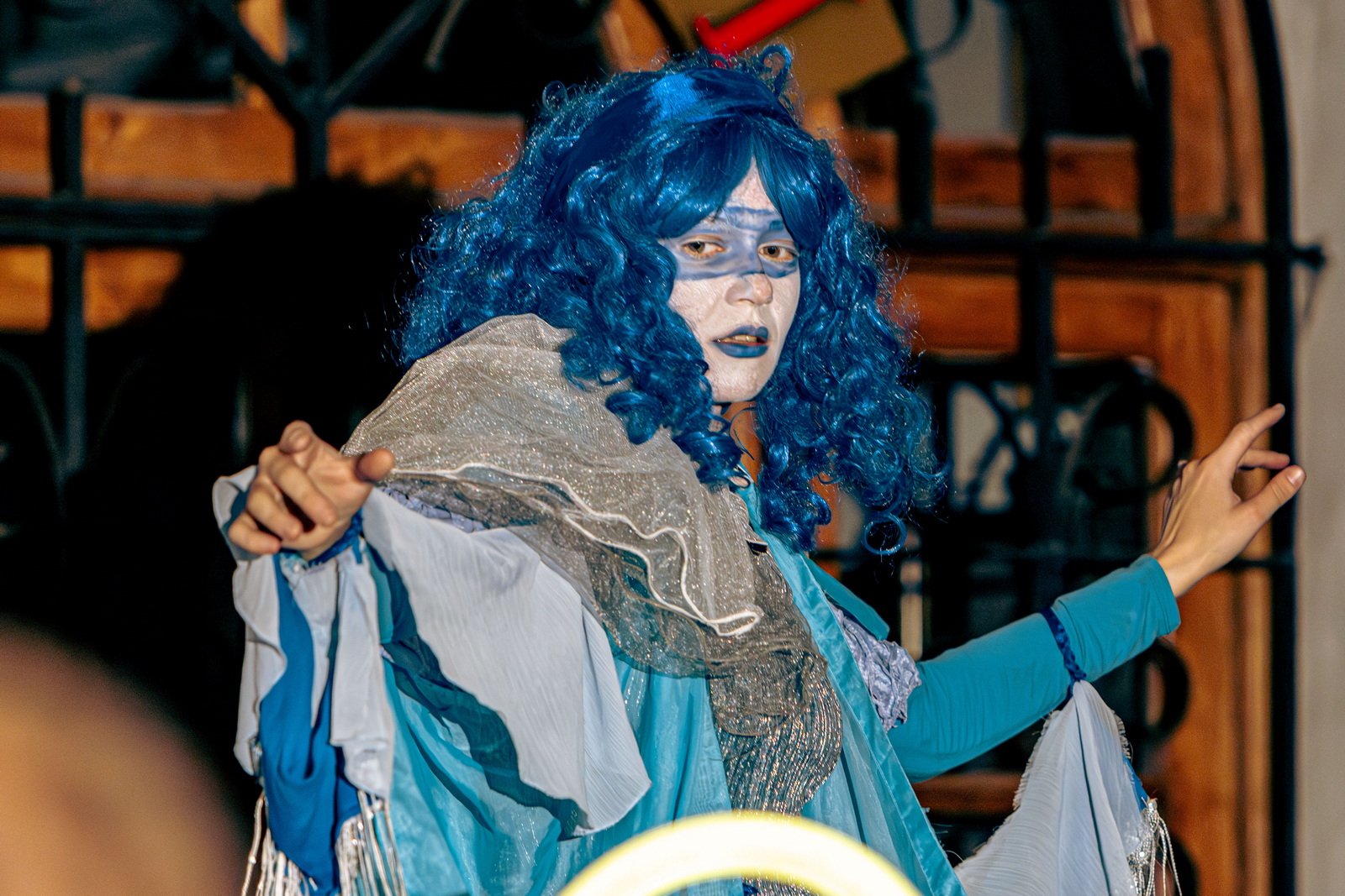 teatry-uliczne-szalay-drugi-dzien-w-strugach-deszczu-125956